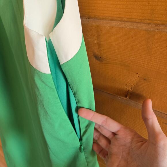 Aureum The Label Wave Hem Mini Dress in Green Medium Retro Beachy Pinup White - Picture 6 of 7